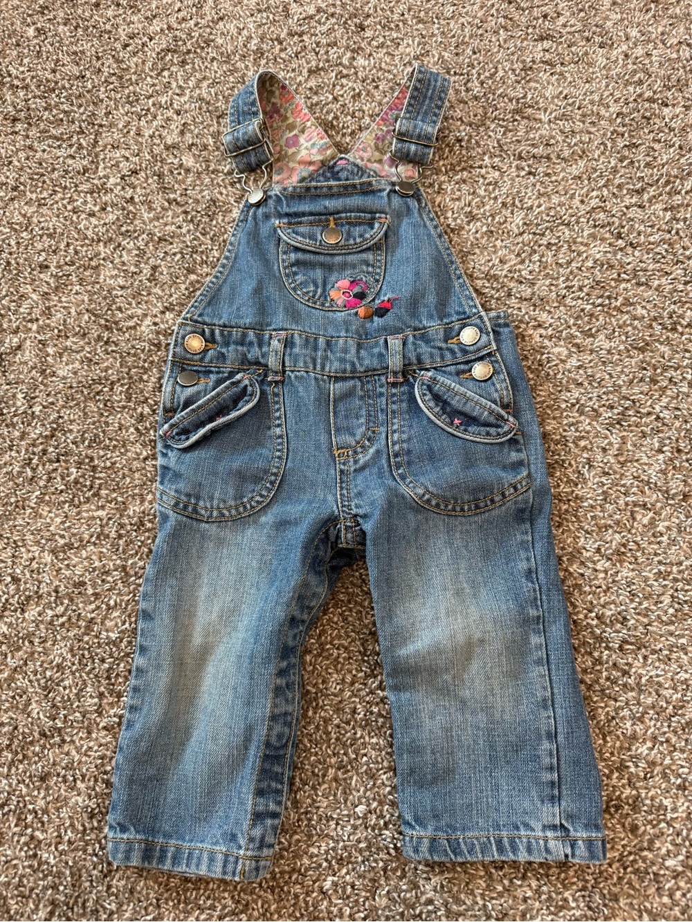 Genuine Kids Oshkosh Y2K Denim Embroidered Flowers Overalls Size 12 Months Girl